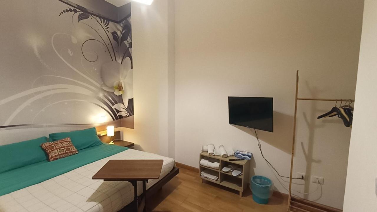 Orchidea Stanza Privata In Appartamento Condiviso "Sapori Di Mare" Cagliari Ngoại thất bức ảnh