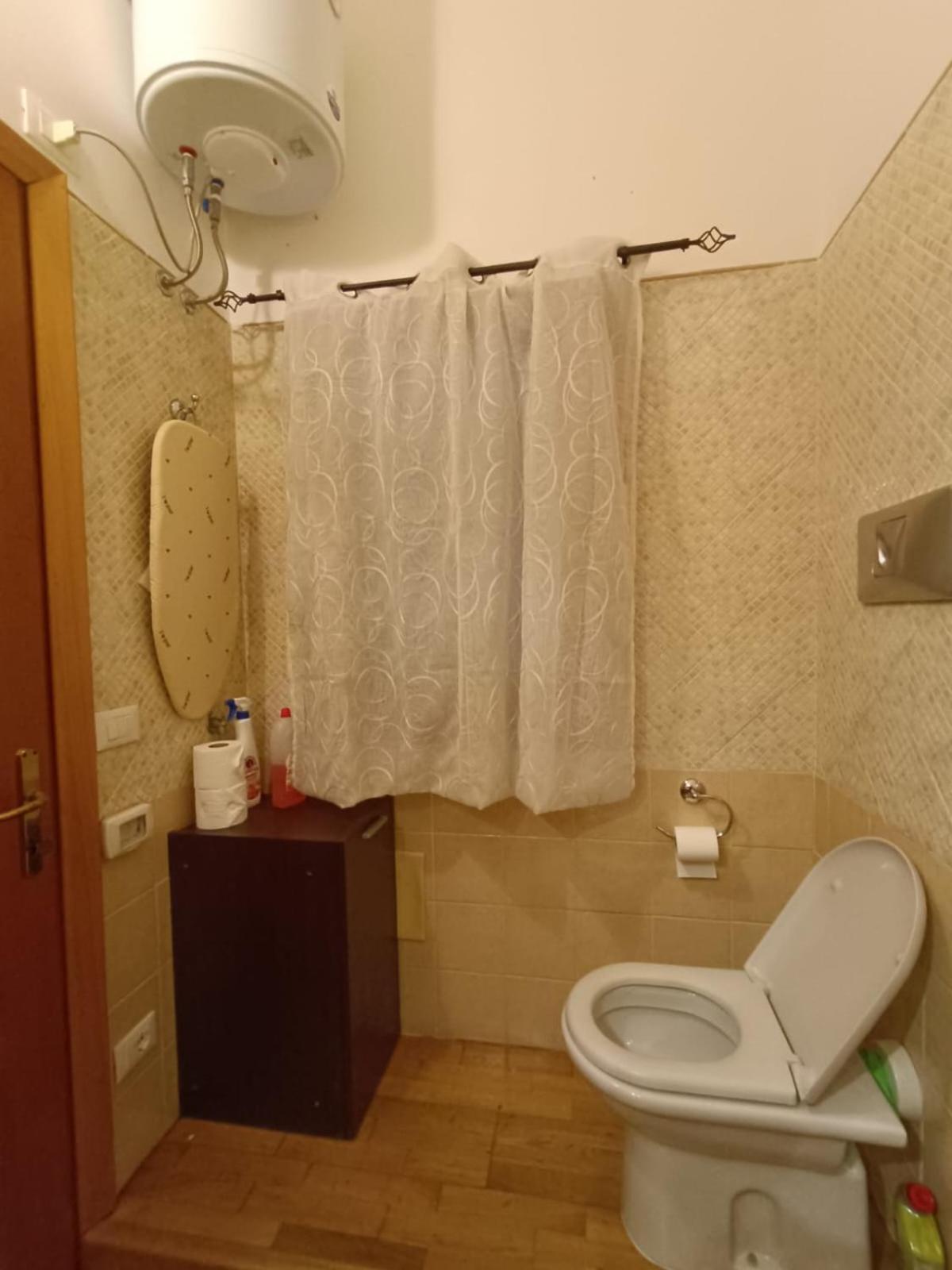 Orchidea Stanza Privata In Appartamento Condiviso "Sapori Di Mare" Cagliari Ngoại thất bức ảnh